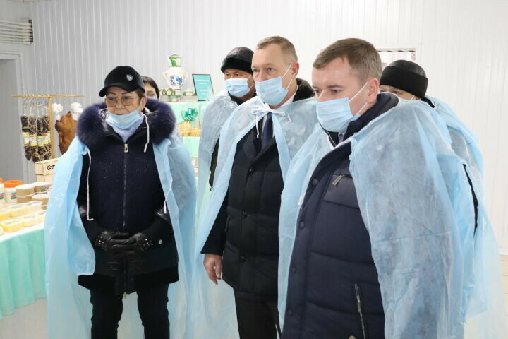 Марат Җәббаров Әлки районы Карга авылында кооператив эше белән танышты