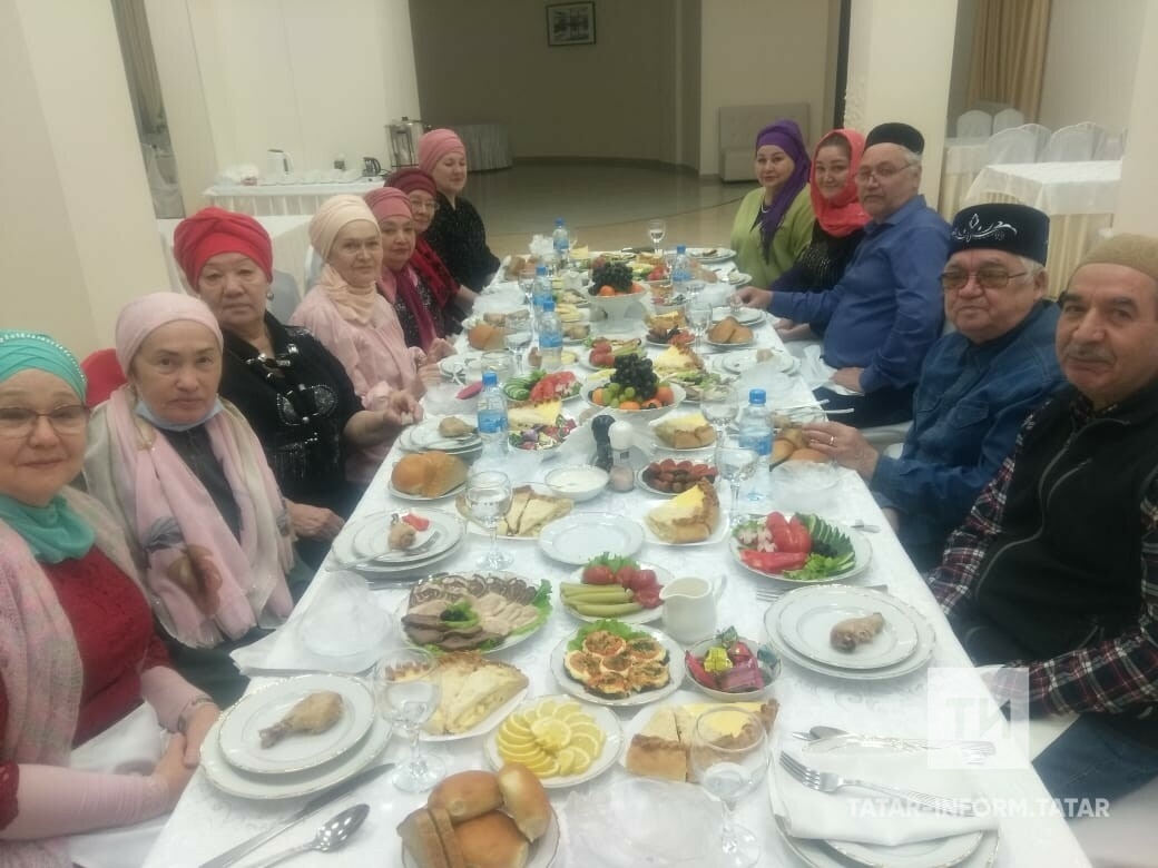 Тинчуриннар Земфира Досаеваны искә алып Коръән ашы уздырды