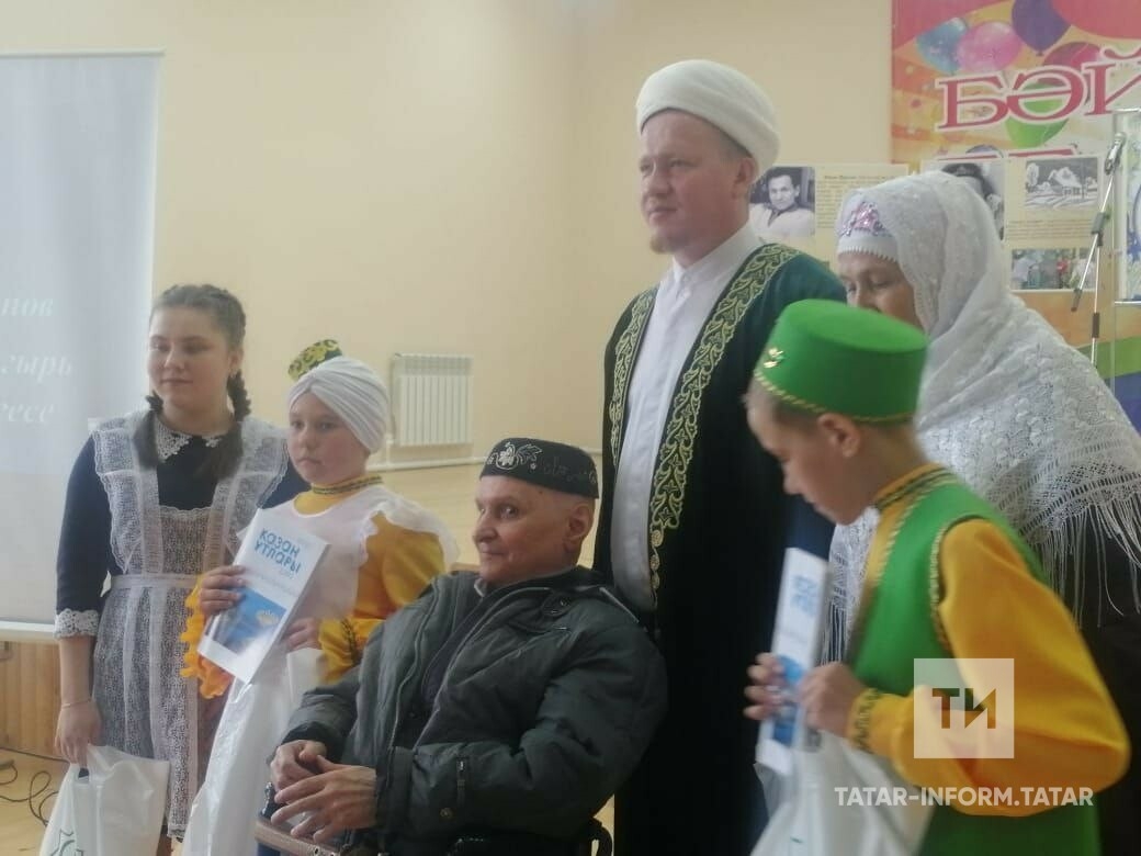 Кукмара​ районы Бер­езняк авылында Рәниф Шәрипов исемендәге шигырь язучылар бәйгесе узды