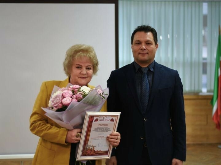 Алабугада муниципаль конкурсларда җиңүчеләр бүләкләнде