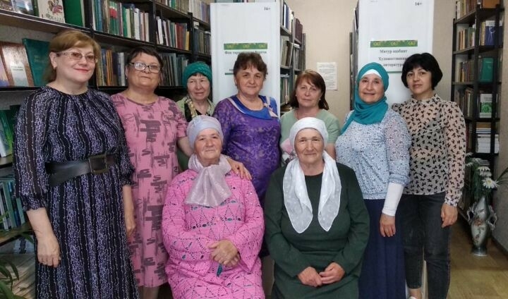 Менделеевск китапханәчеләре язучы Миргазиян Юнысны искә алган