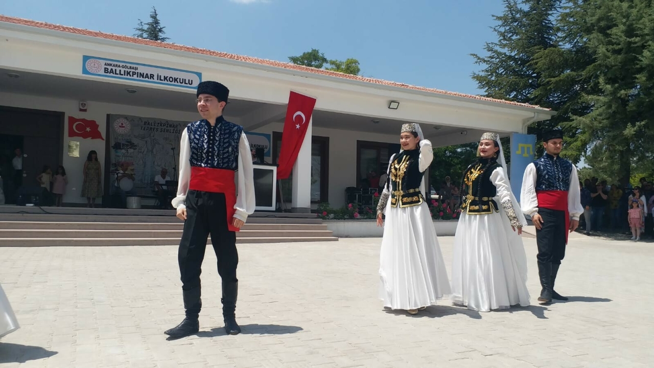 Төркиядә язгы кыр эшләре тәмамлануга багышланган Тепреч бәйрәме булды