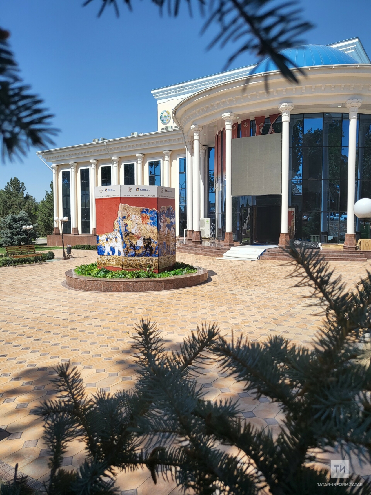 Сәмарканд шәһәрендә Үзбәкстанның мәдәни мирасын күрсәткән ун том китап тәкъдим ителә