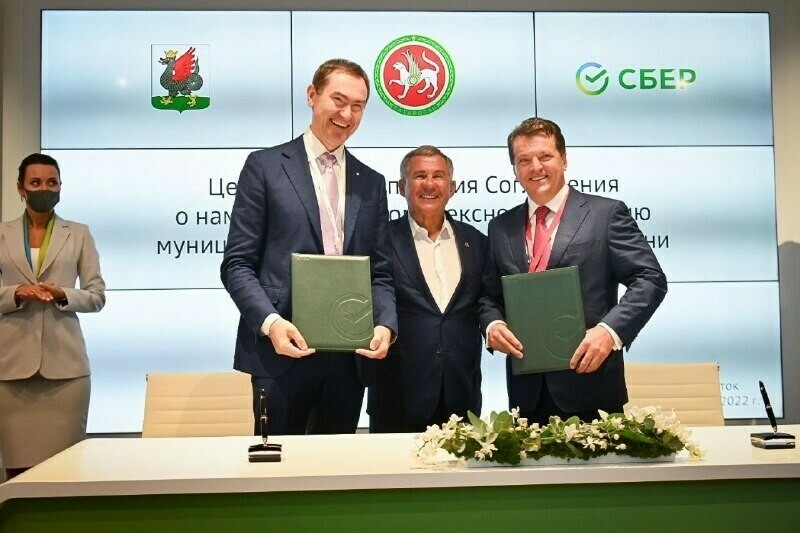 Казан елга порты территориясен яңарту өчен 500 млрд сумлык килешү төзелде