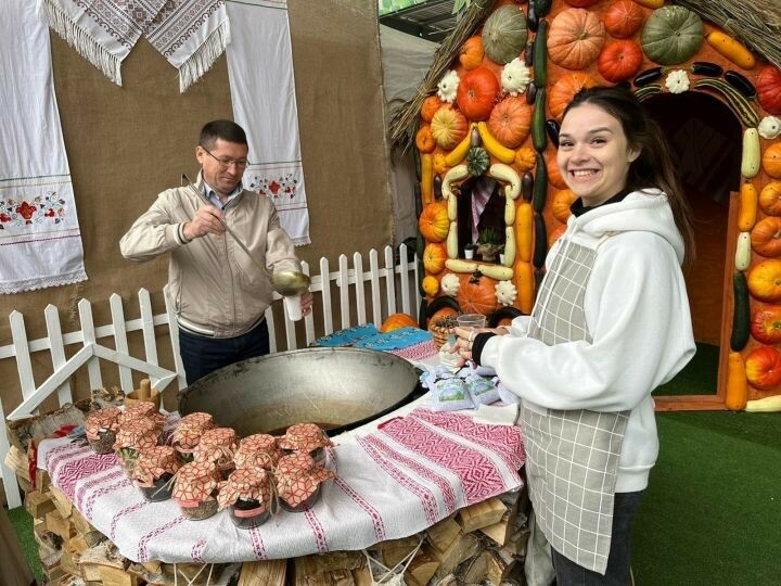 Питрәч районы Бакчачы көне бәйрәмендә катнашты