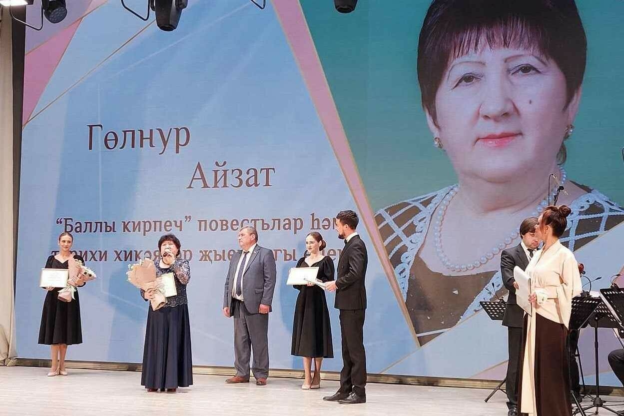 Саҗидә Сөләйманова әдәби премиясен һәм стипендияләрен 16 иҗатчы кабул итеп алды