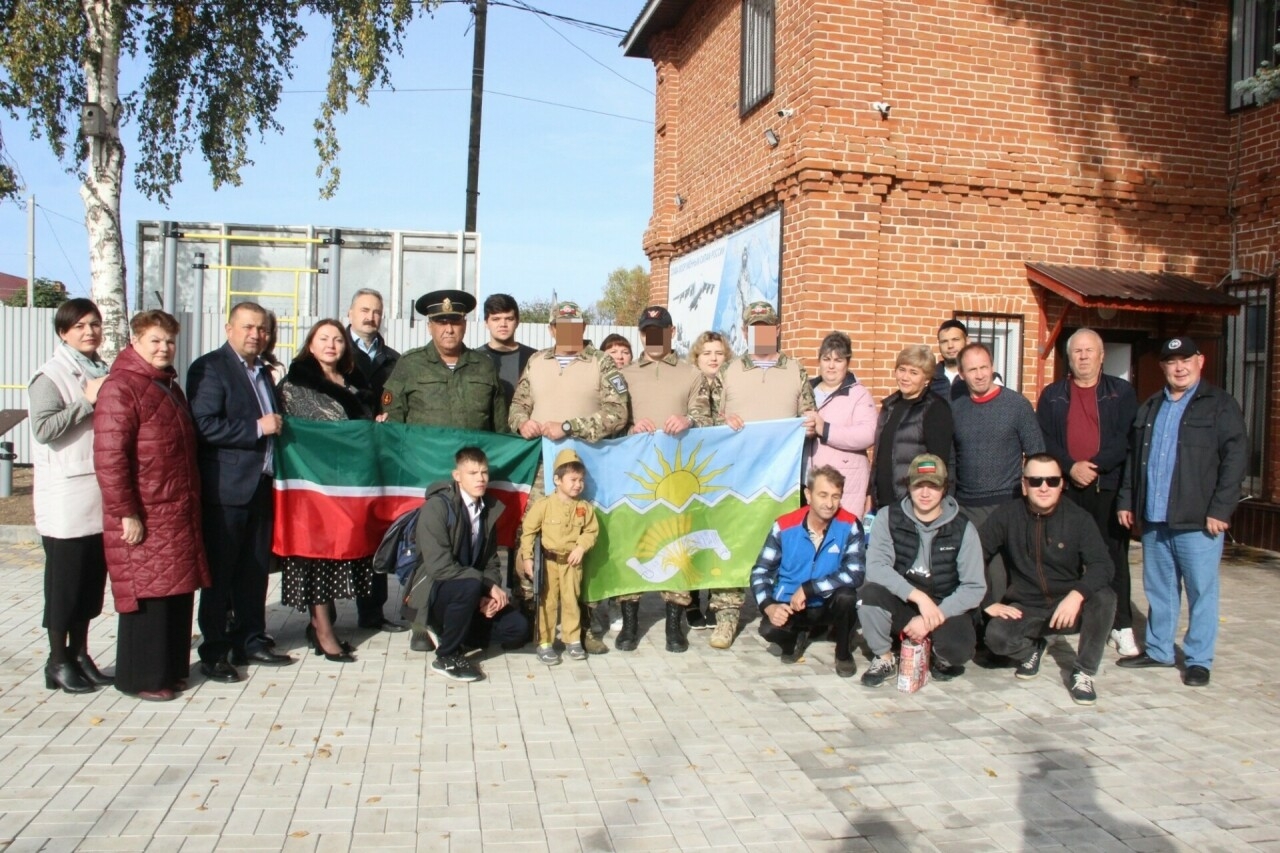 Буадан хәрби зонага баручыларны озаттылар