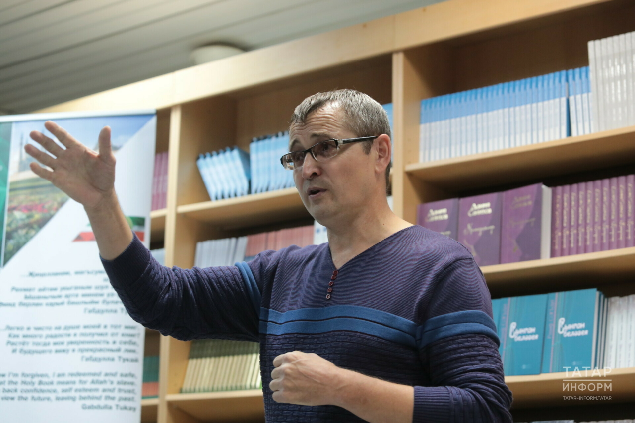 «Татарстан» радиосы Марат Кәбиров әсәре буенча радиоспектакль әзерли