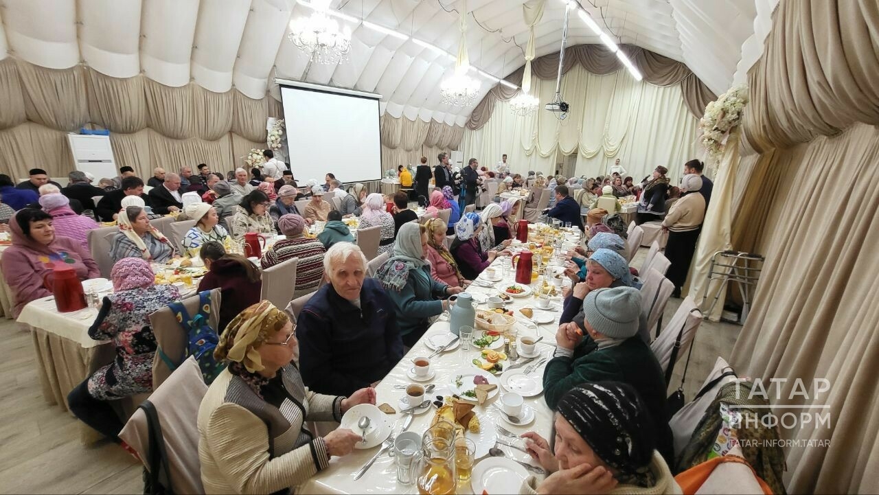 «Ярдәм» фондында мөмкинлекләре чикләнгән кешеләр өчен хәйрия ашы узды