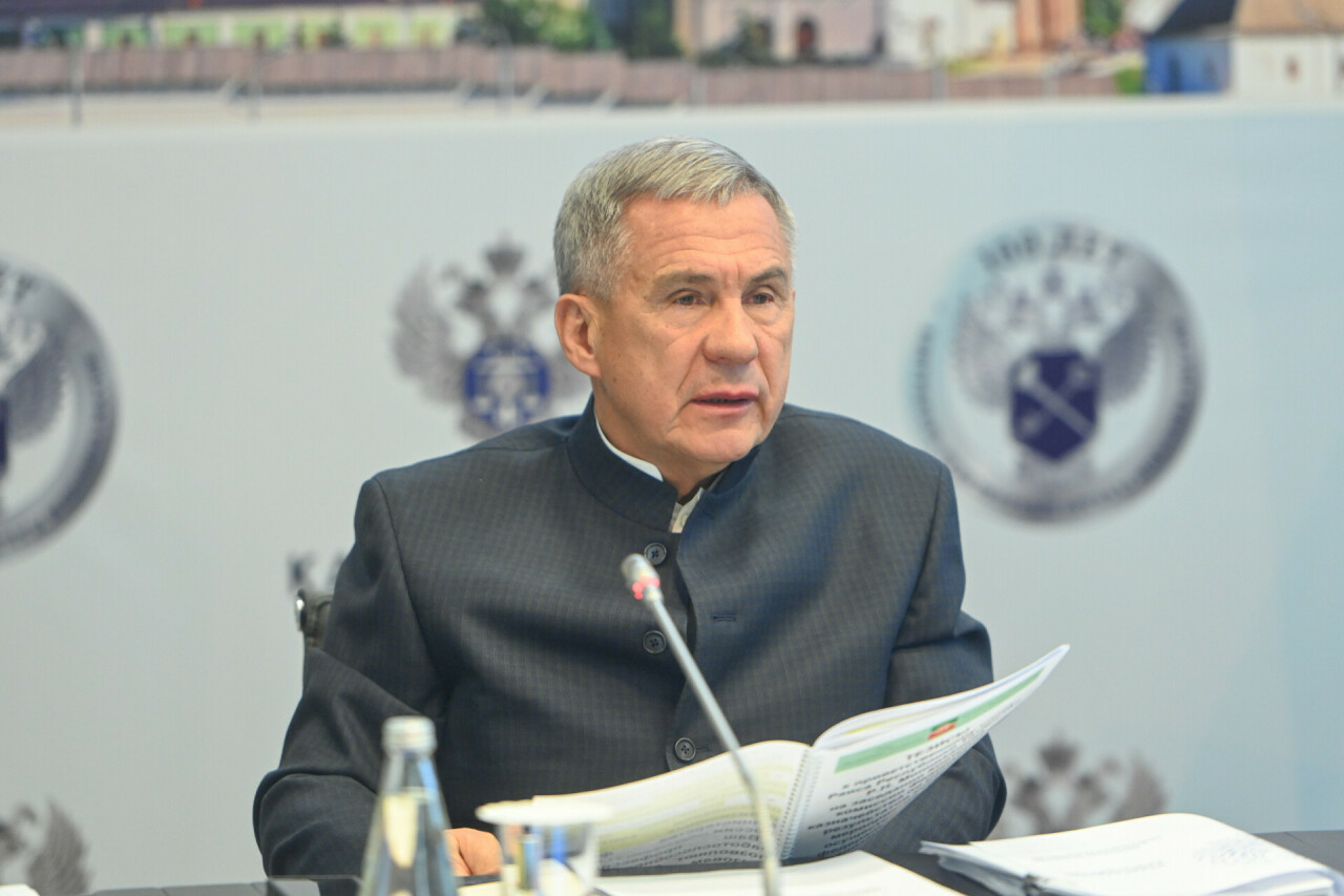 Рөстәм Миңнеханов һәм Дмитрий Свищев Татарстанда спорт үсеше турында фикер алышты