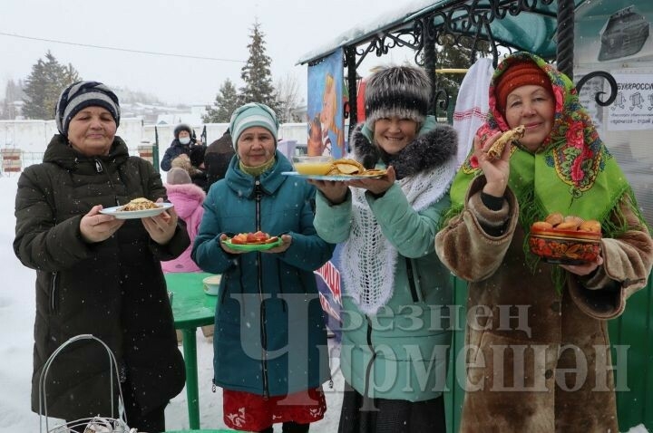 Чирмешәндә инвалидлар җәмгыяте кунакларны коймак пешереп сыйлады