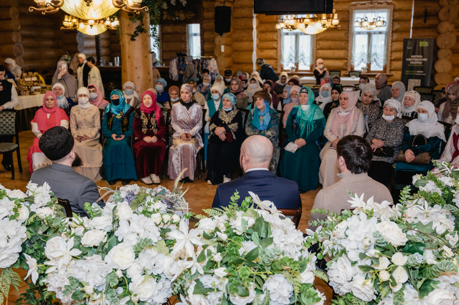 Казанда Бөтендөнья хиҗаб көне уңаеннан мөслимәләр очрашуы узачак