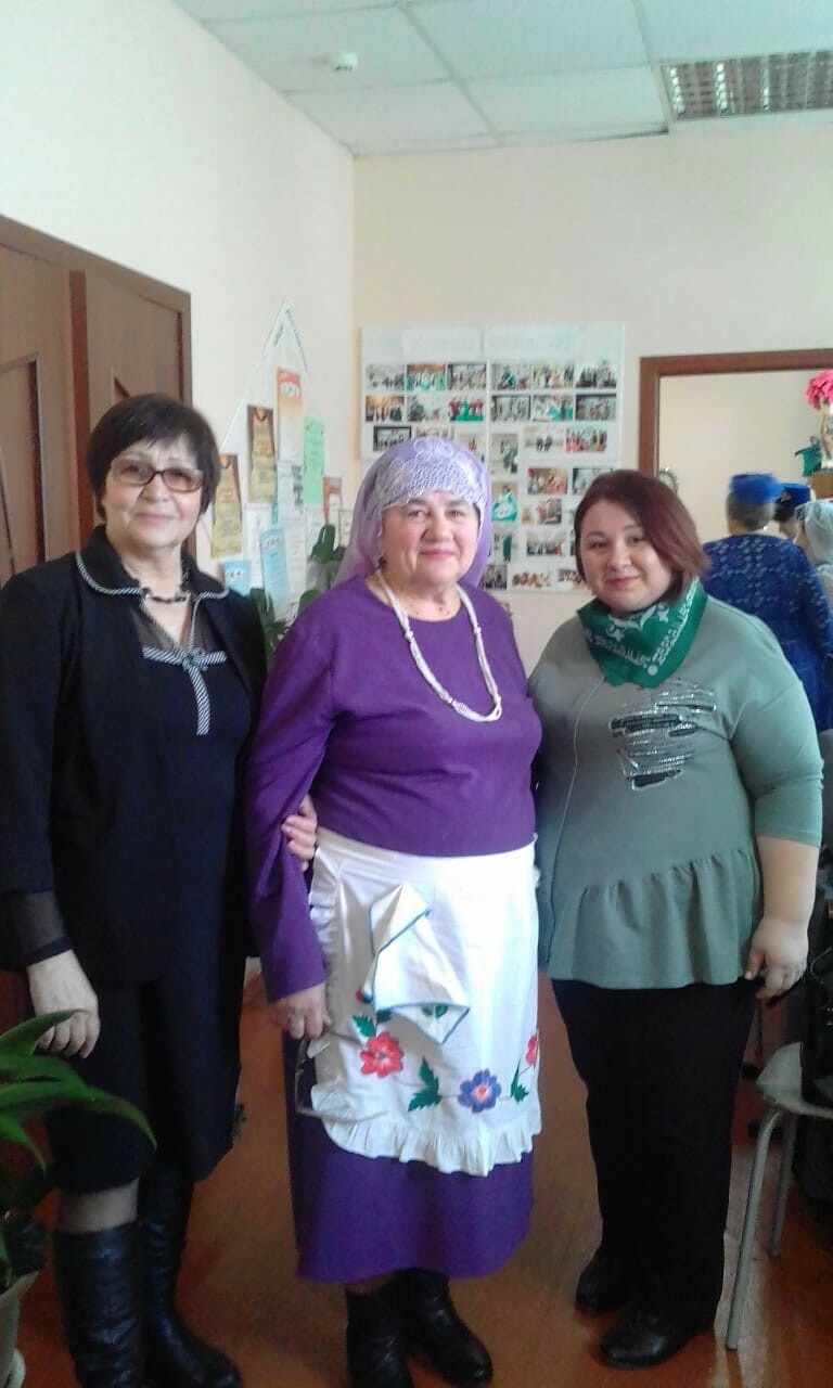 «Бердәмлек» газетасы авторы мәрхүмә журналист Алия Арсланованы искә ала