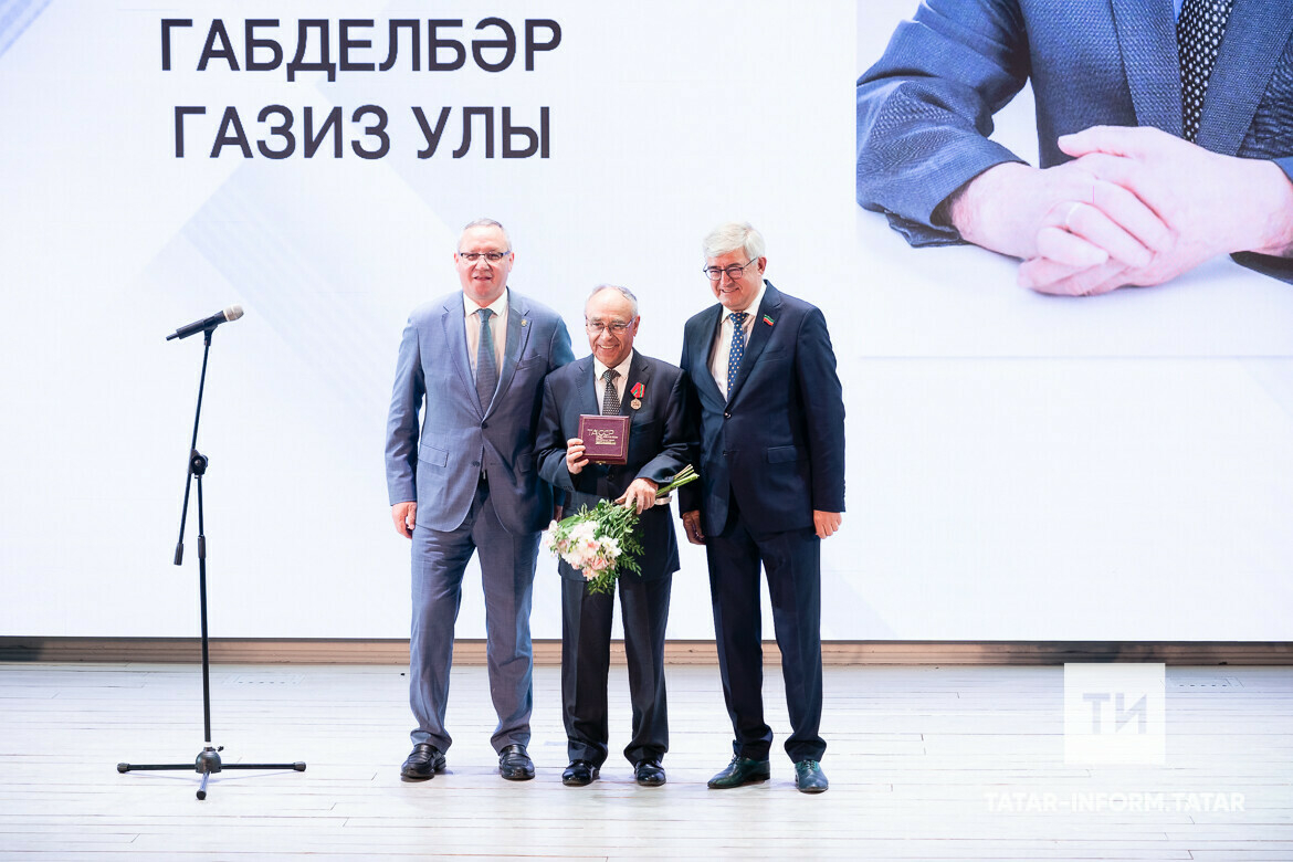 Айдар Сәлимгәрәев «Ватаным Татарстан» турында: Милләтебезгә зур йогынты ясаган басма