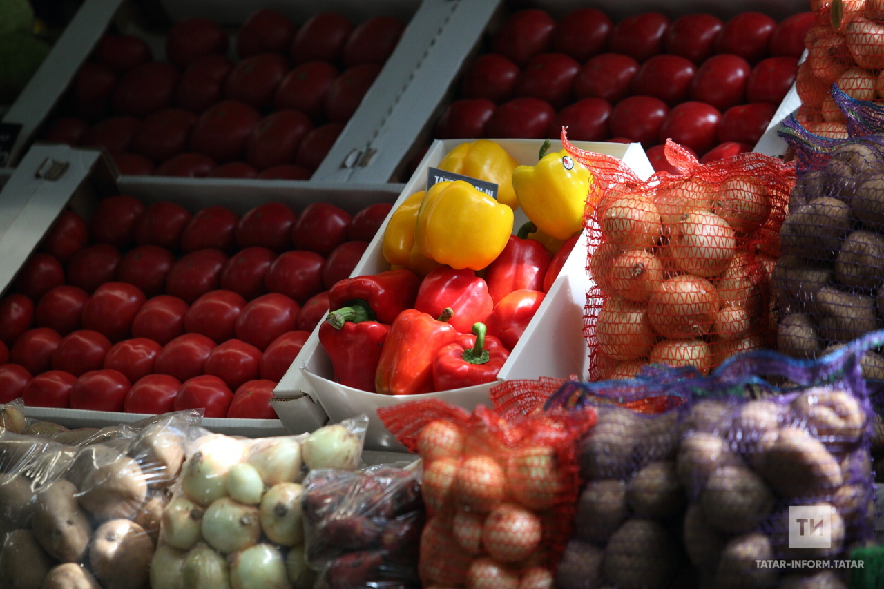 Татарстанда бер атнада бәясе арзанайган һәм кыйммәтләнгән азык-төлекне атадылар