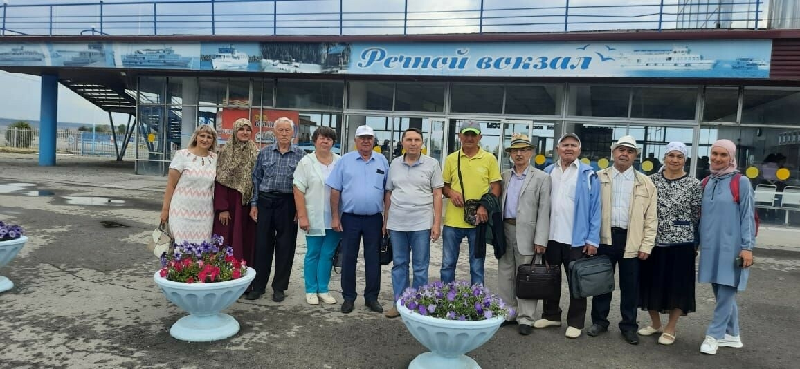 Ульяновск өлкәсендәге татар язучылары Идел буйлап сәяхәткә чыкты