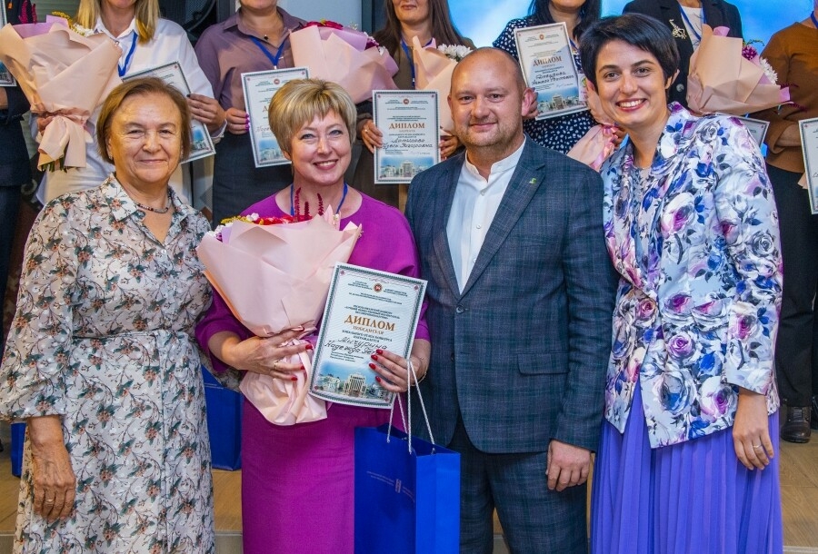Түбән Кама районы мәктәп директоры иң яхшы җәмәгать тәрбиячесе булды