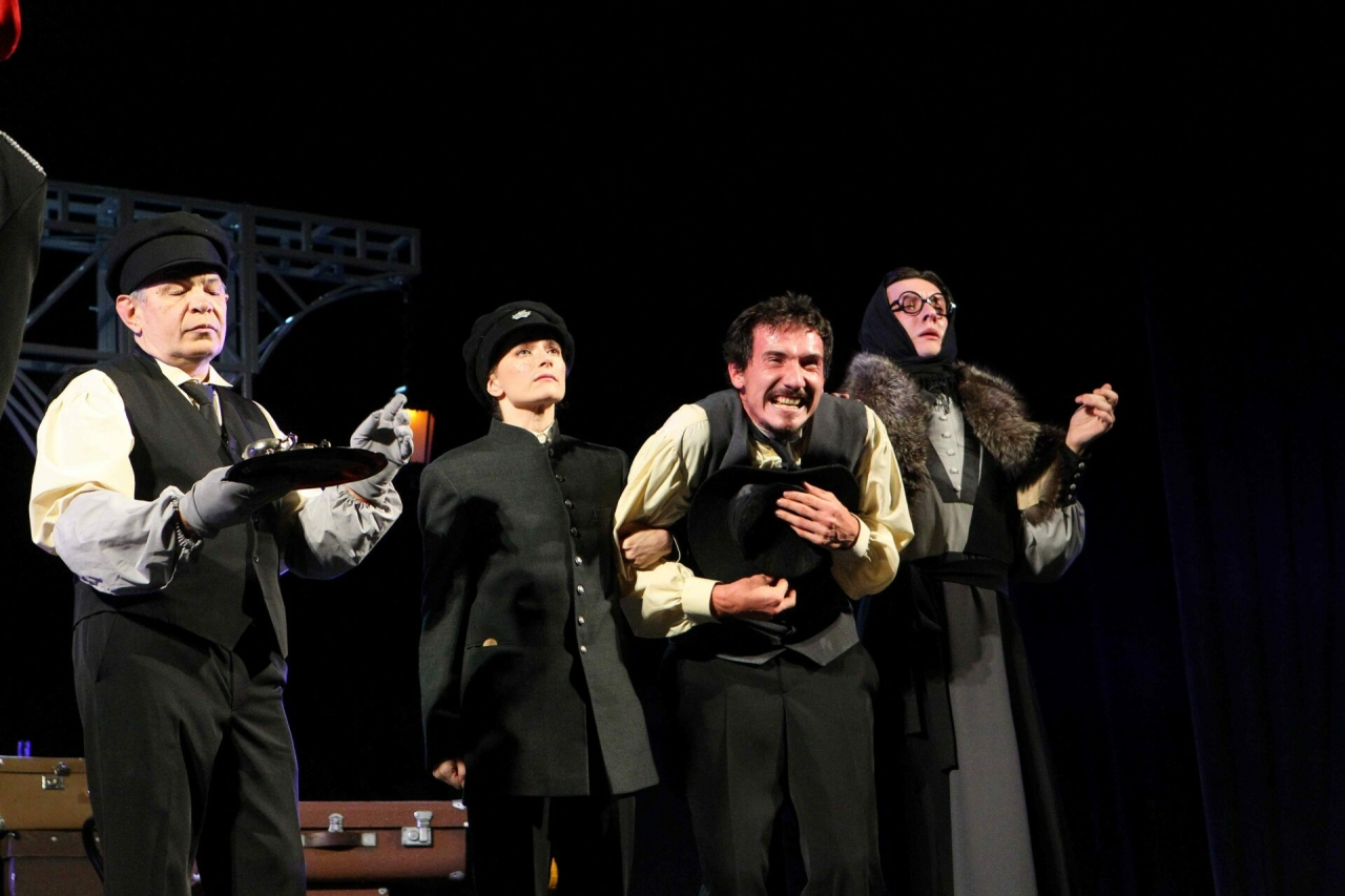 «Созвездие-Йолдызлык» арт-резиденциясе Химиклар мәдәният йортында премьера чыгарды