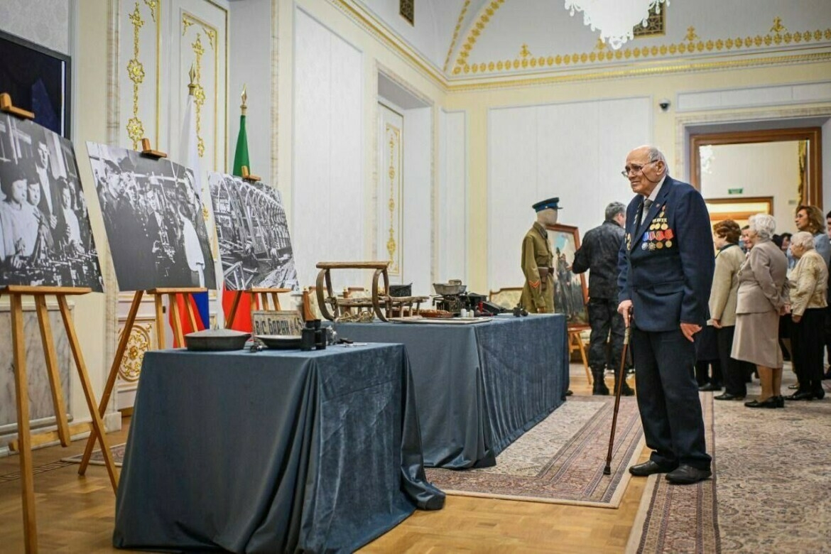 Песня великой отечественной войны 1941-1945. Воин герой песня. Воин герой песня. Воин герой песня. Память солдату.