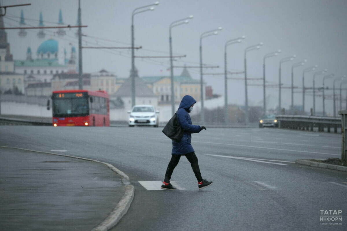 Татарстанда көчле җил сәбәпле кисәтү игълан ителде