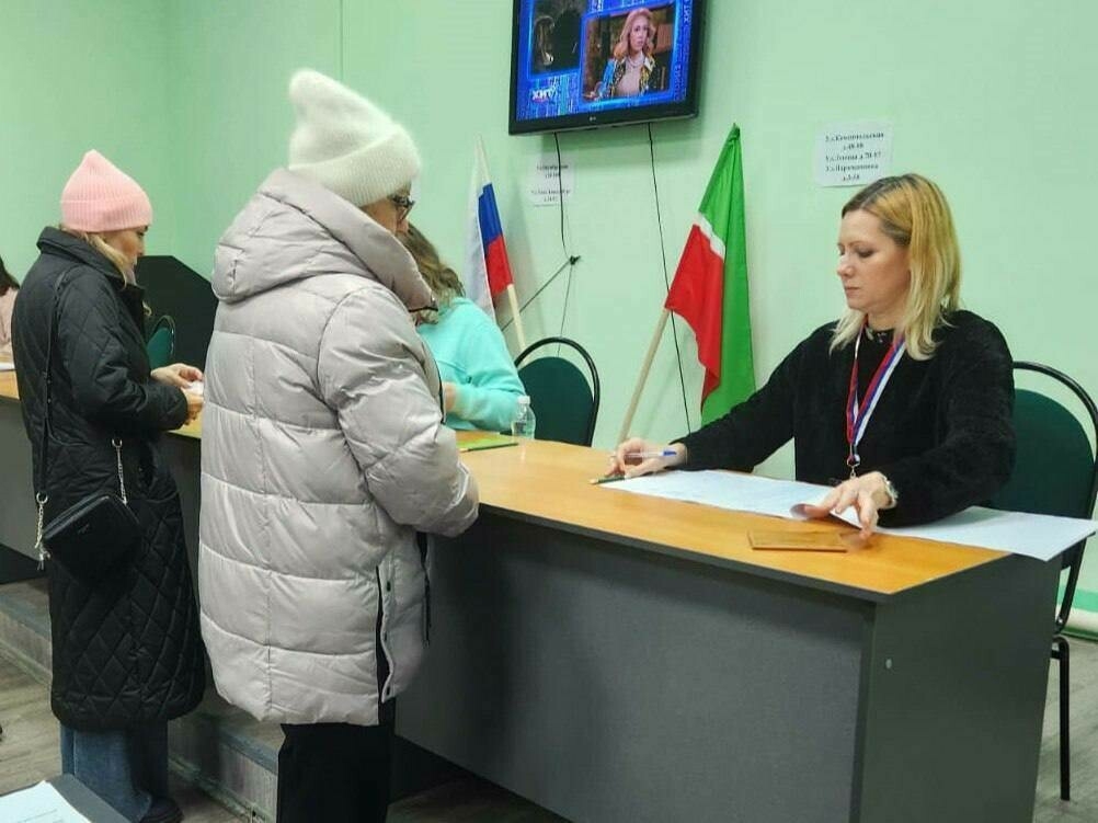 Чистай районында Татарстан Дәүләт Советына депутат сайлауда тавыш бирү дәвам итә