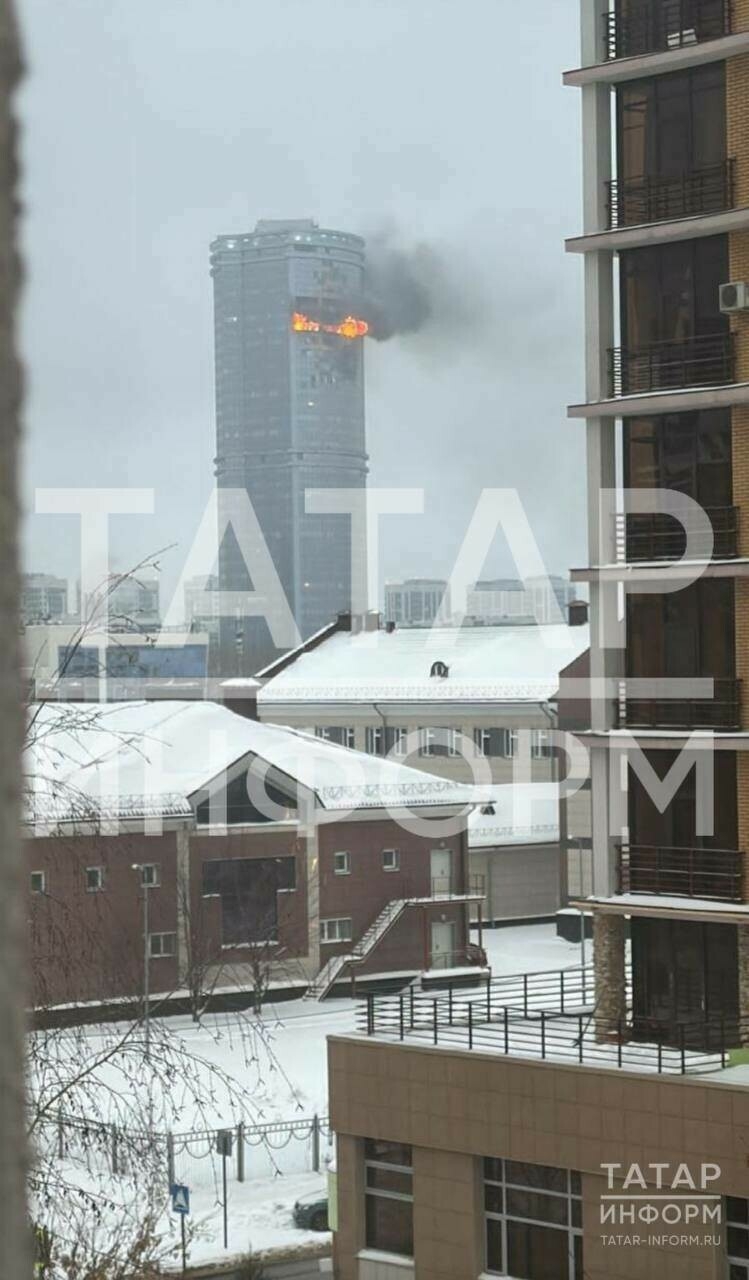 Казанда пилотсыз очкыч «Лазурные небеса»га һөҗүм иткән мизгел видеога эләккән