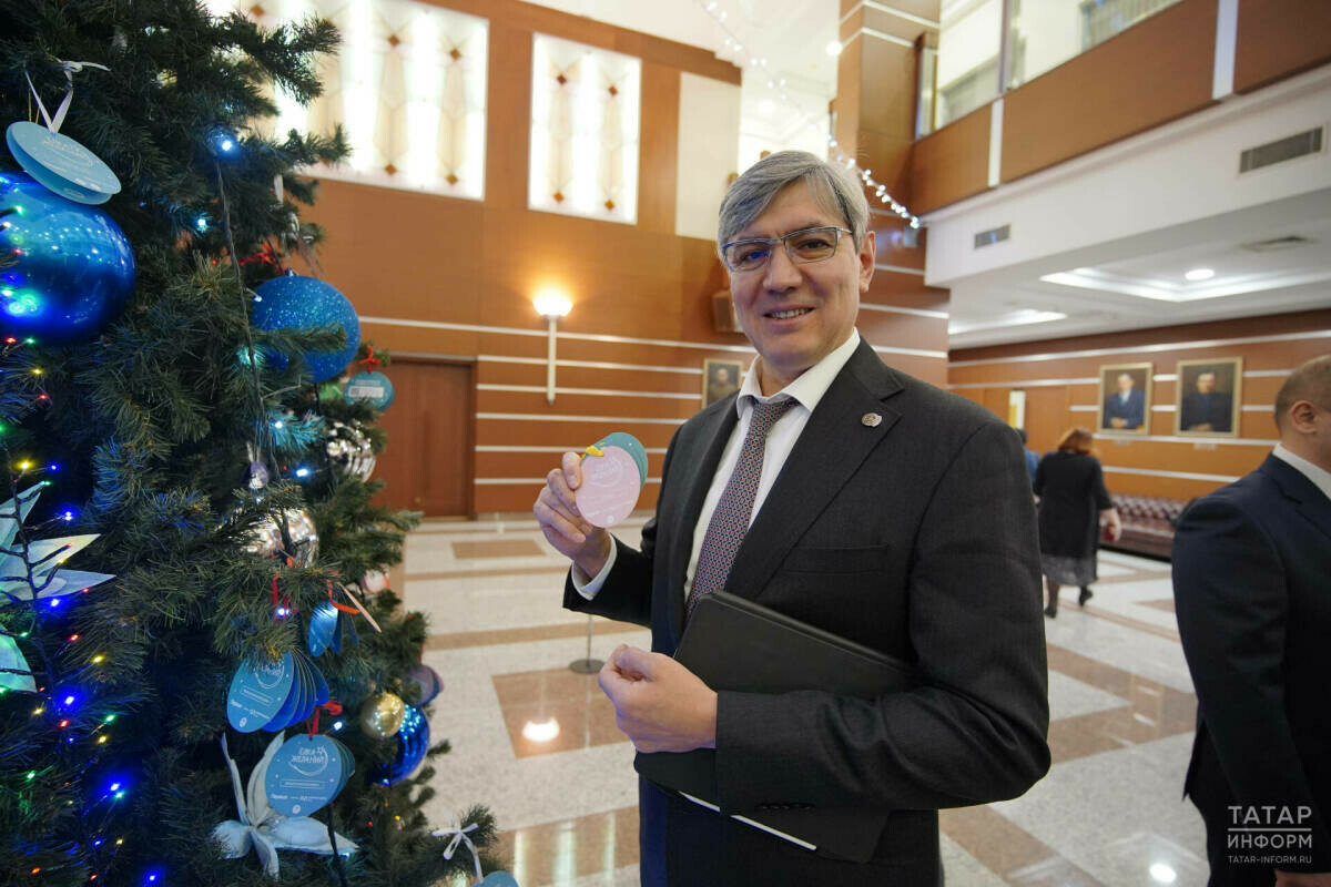 Роман Шәйхетдинов мохтаҗ гаиләләрдә тәрбияләнүче балаларның хыялларын тормышка ашырачак