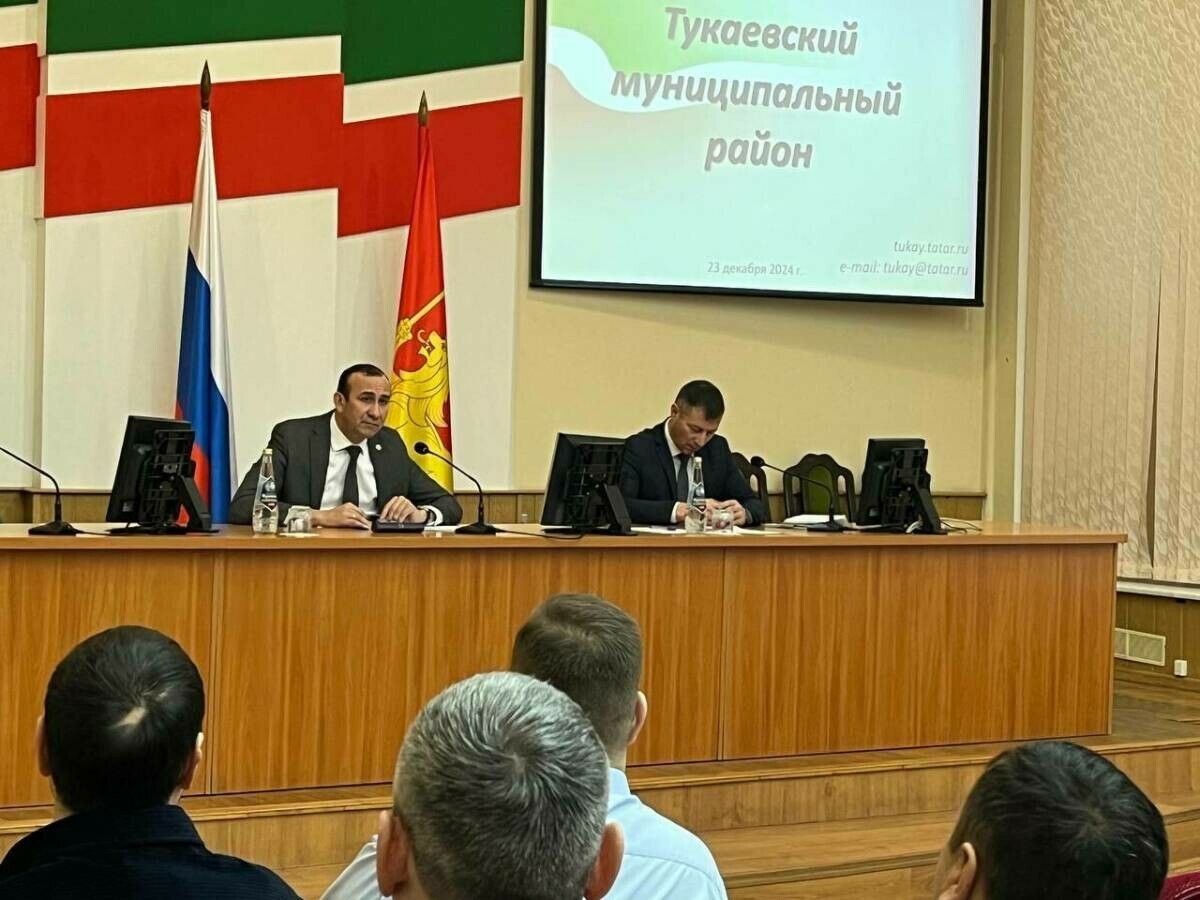 Тукай районы волонтерларына хәрбиләргә ярдәм иткән өчен рәхмәт хатлары тапшырдылар