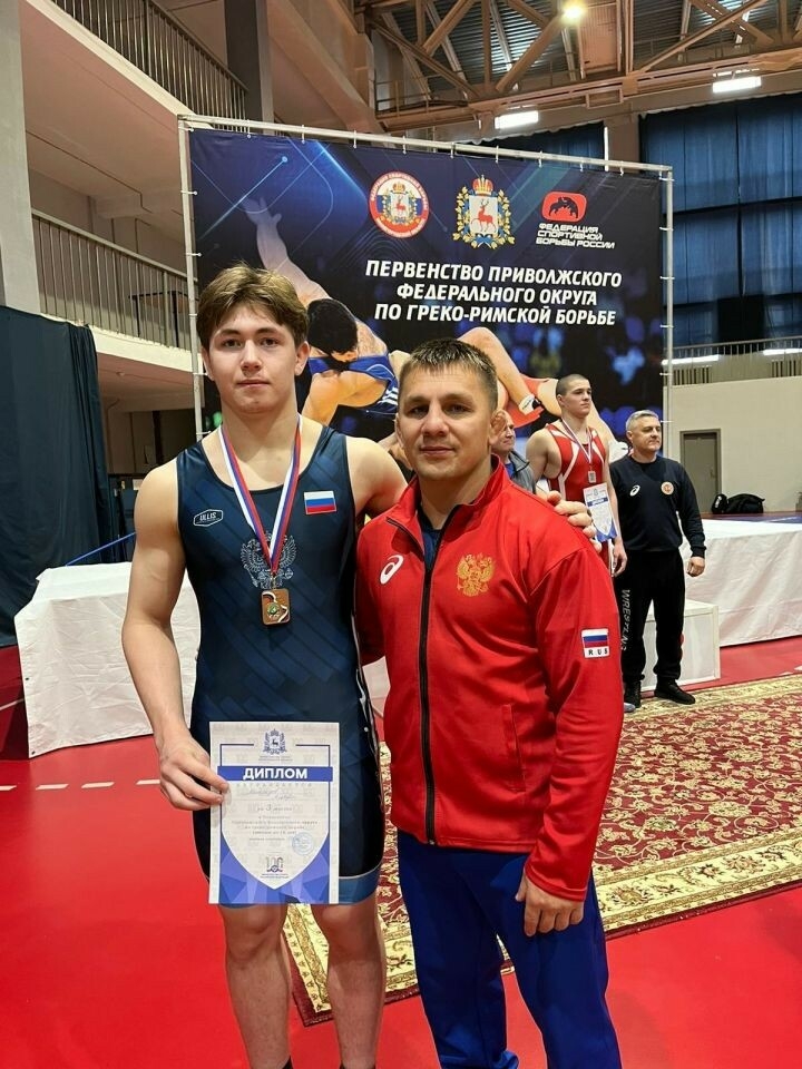 Лениногорск спортчысы грек-рим көрәше Россия беренчелегенә юллама алды