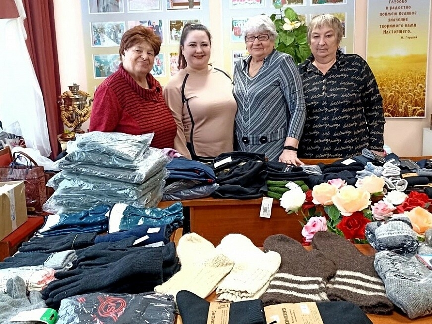 Түбән Кама хәрбиләре өчен 30 посылка әзерләгәннәр