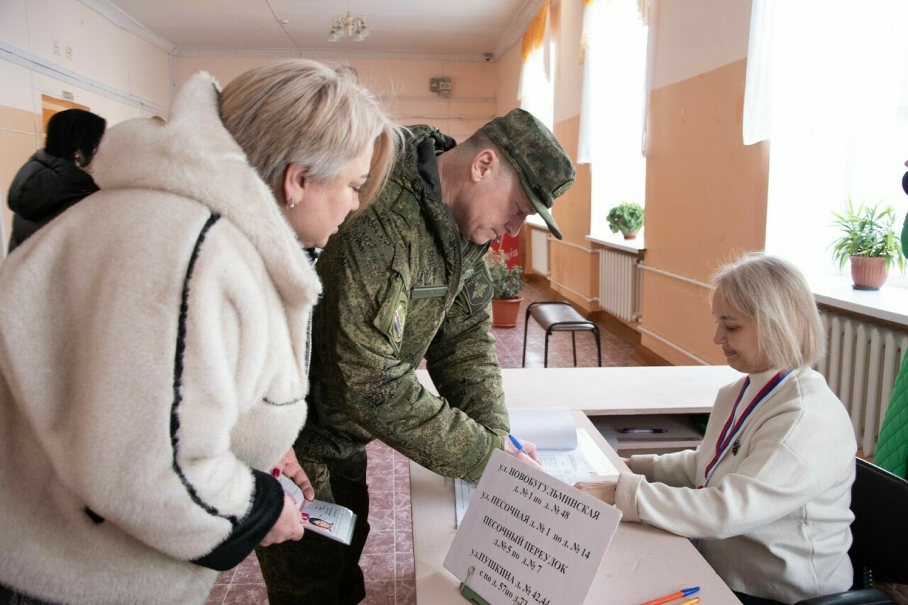 Махсус хәрби операциядә катнашучы Альберт Әхмәтшин Россия Президентын сайлауда катнашты