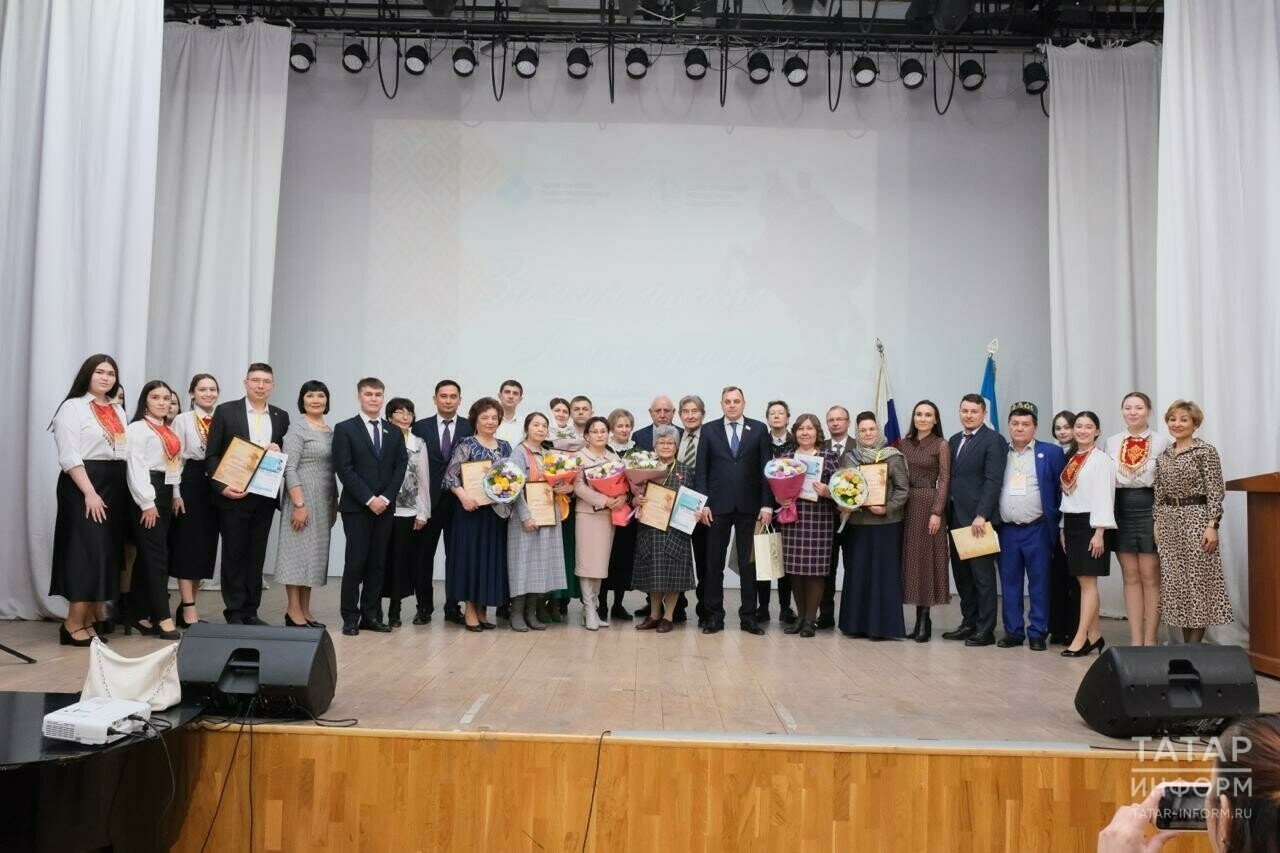 Язучы Рөстәм Галиуллин: Социаль челтәрләр безгә әдәбиятны танытырга ярдәм итә