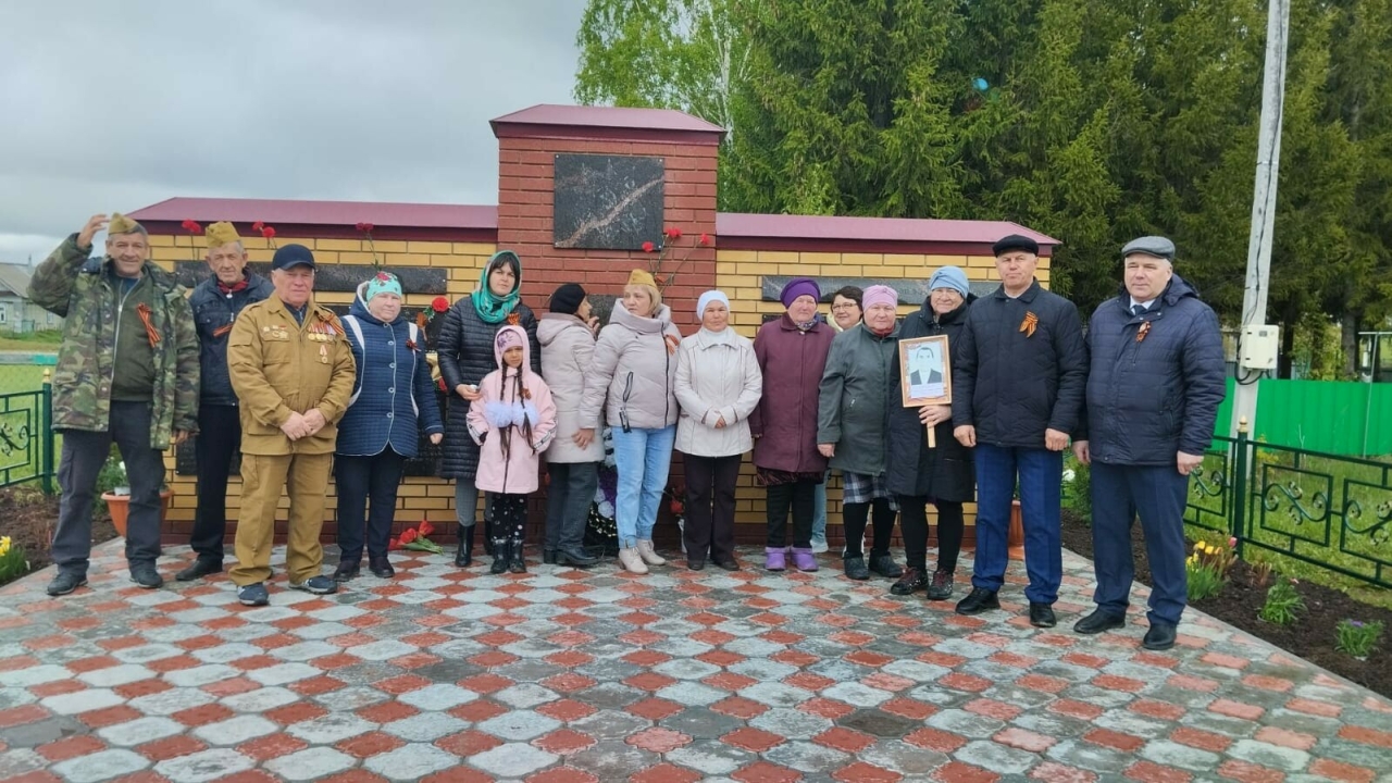 Кече Нырсы авылында ил азатлыгын яклап сугышкан авылдашлар истәлегенә обелиск ачылган