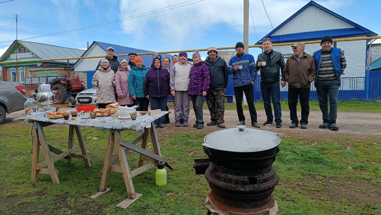 Чирмешәннең Иске Кади авылында «Урам бәйрәме» үткәргәннәр