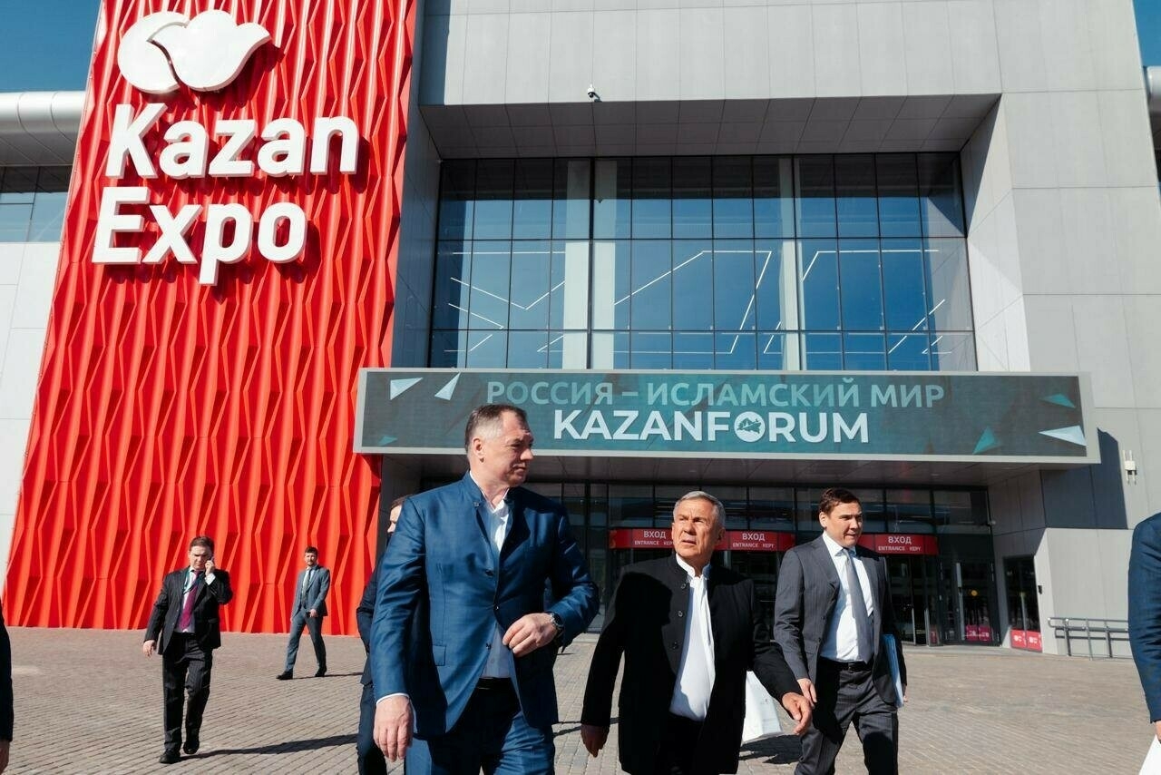 Хөснуллин Татарстан җитәкчелегенә «KazanForum»ны югары дәрәҗәдә оештыру өчен рәхмәт әйтте