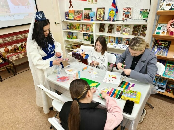 Лениногорскида әрмән халкының милли бизәкләрен ясау остаханәсе оештырылды