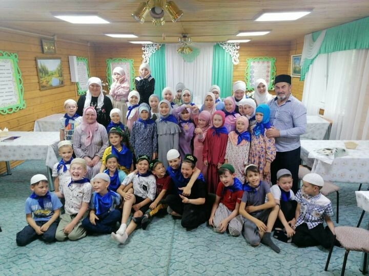 Азнакайның Зәңгәр мәчетендә Шигырь бәйрәме булды