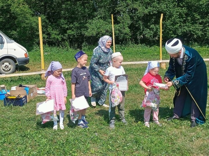 Теләче районы Түбән Саурыш авылында балалар өчен мөселман «Сабан туе» оештырдылар