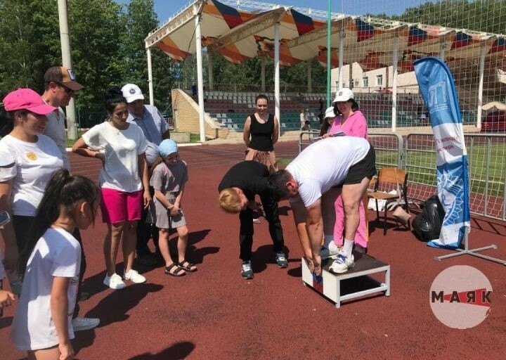 Азнакайда ГТО нормативларын гаилә белән тапшыралар