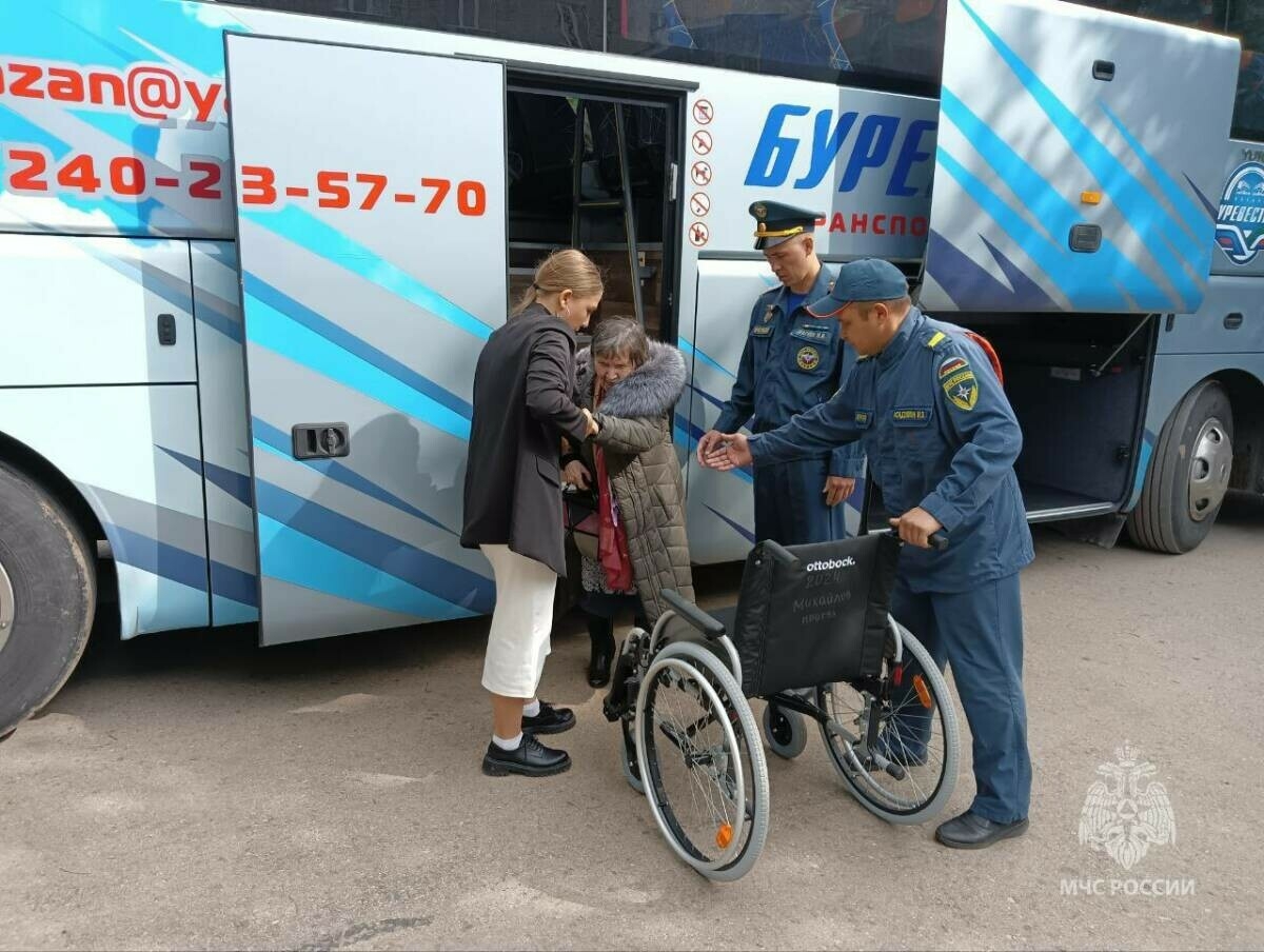Курск өлкәсеннән эвакуацияләнгән кешеләр Татарстанга килде