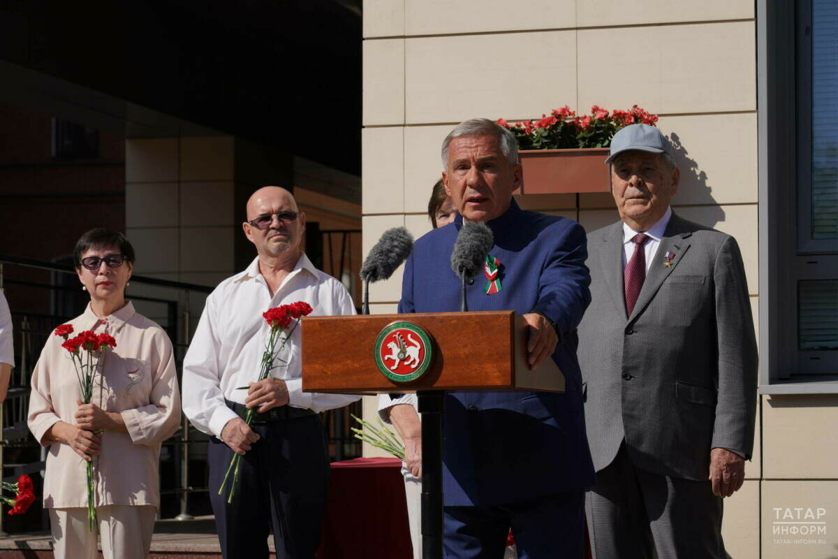 Казанда Илдус Мостюков истәлеген мәңгеләштерделәр: Легендар шәхес