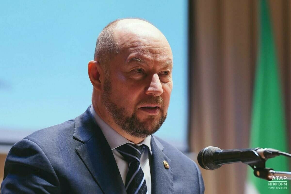 Әсгать Сәфәров: Татарстан журналистлары атаклы элгәрләренең эшенә турылыклы