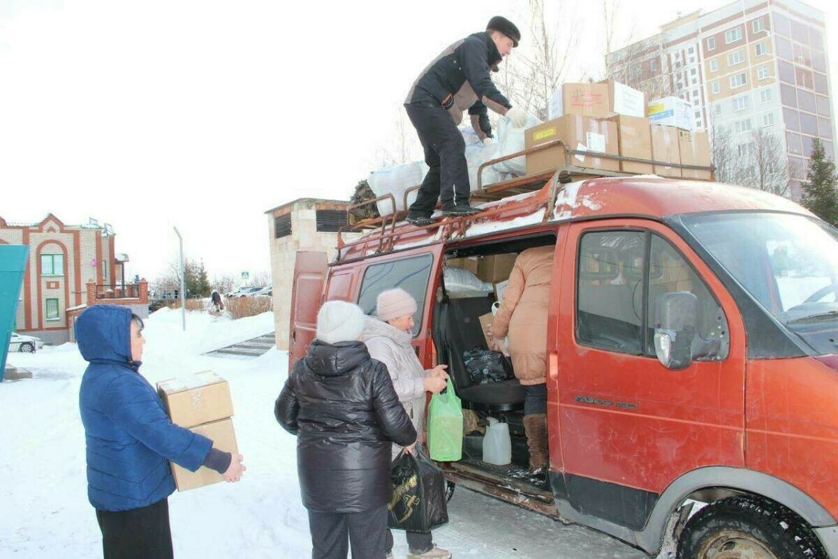 Кама Аланыннан Луганскига махсус операциядә катнашучы хәрбиләр өчен ярдәм озаттылар