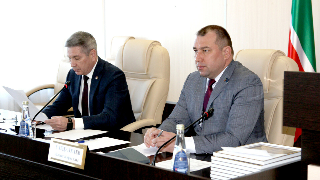 Актаныш районы башкарма комитеты җитәкчесе вазифасын Илфак Бариев башкарачак