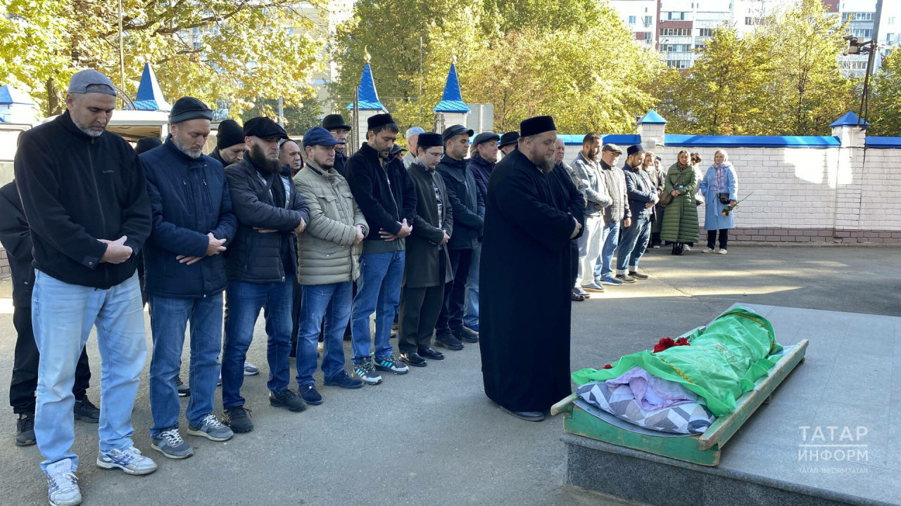 Кәрим Габидуллинны соңгы юлга озатуда тормыш иптәше: Соңгы көннәрендә аңа авыррак булды