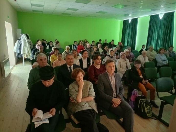 Апас районының Карамасар авылында шагыйрьләр белән очрашу узды