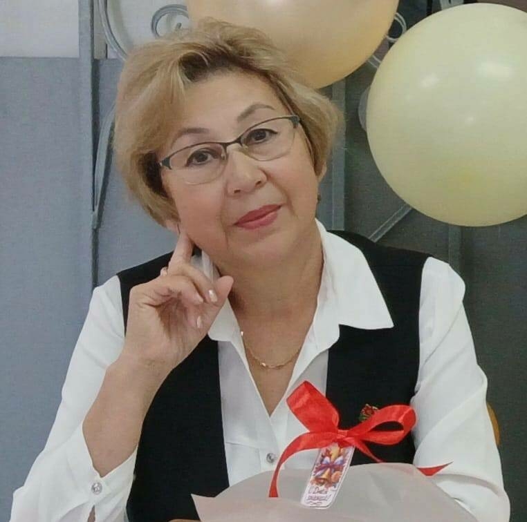 Төмәннән татар теле укытучысы: Үз һөнәреңне яратып эшләсәң, нәтиҗәсен күреп була