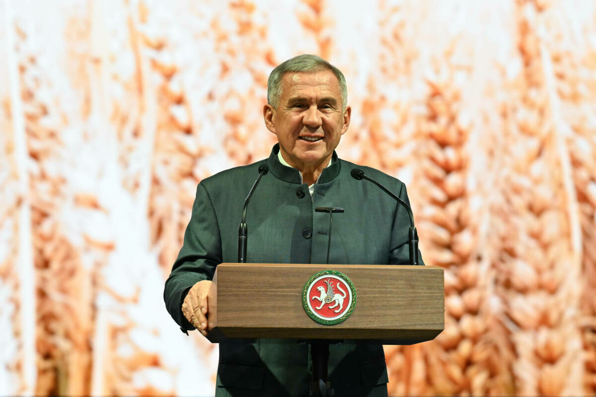 Миңнеханов аграрийларга Россиянең азык-төлек иминлегенә өлеш керткән өчен рәхмәт әйтте