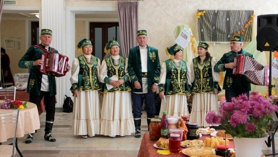 Удмуртиядә милләттәшләребез катнашында Өлкәннәр һәм Уңыш бәйрәме узган