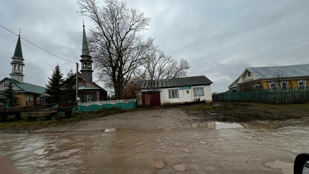 Шәле мәчете имамы Тимур Латыйпов: Авылда даруханәне ябарга телиләр, халык йөреп интегәчәк